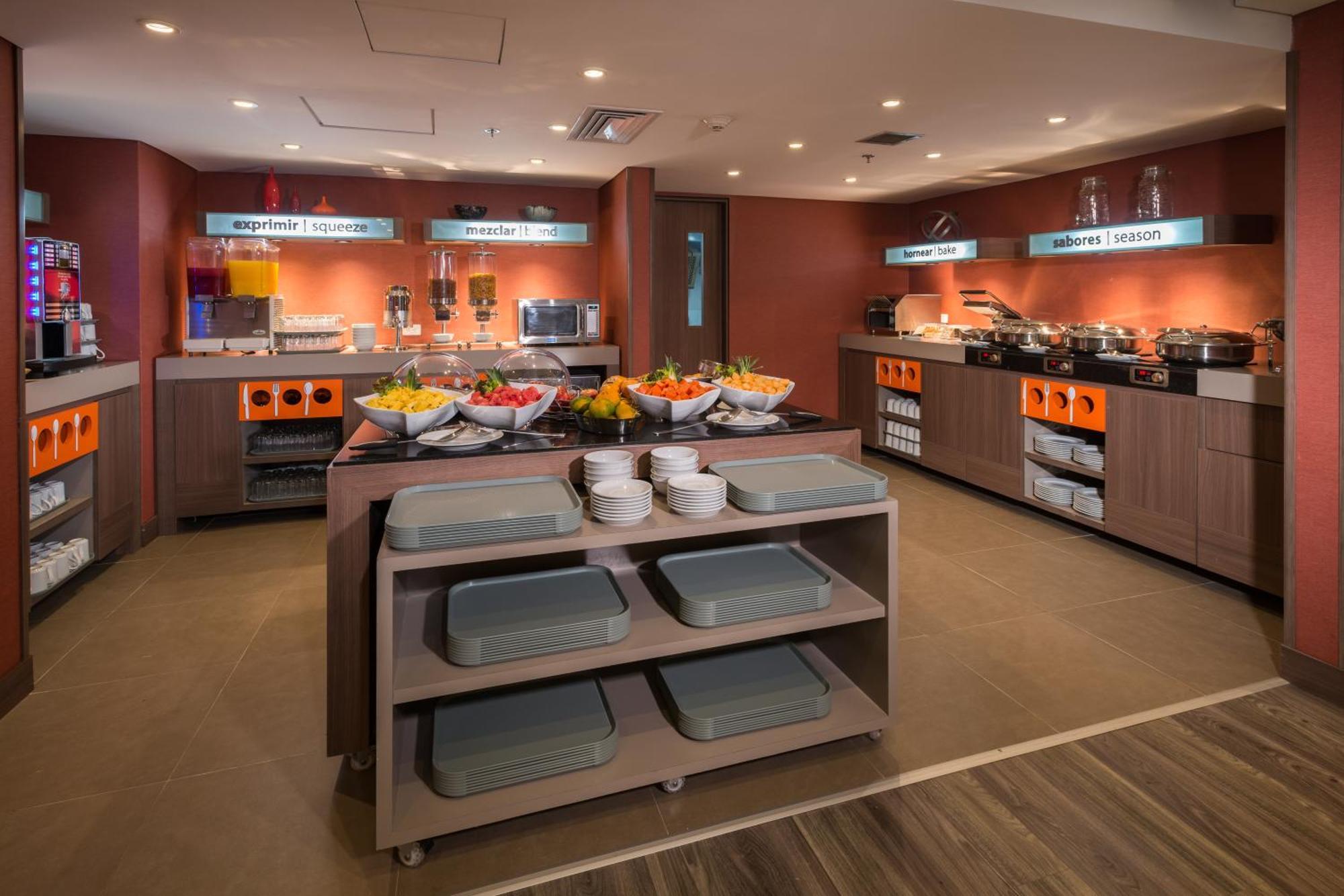 Hampton By Hilton Bogota Usaquen Екстер'єр фото