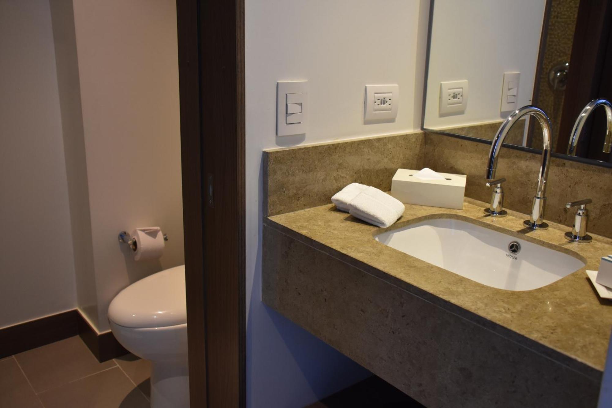 Hampton By Hilton Bogota Usaquen Екстер'єр фото